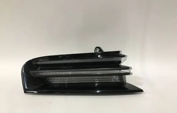 Porsche Macan (95C) Rear/tail lights 95C945095AF