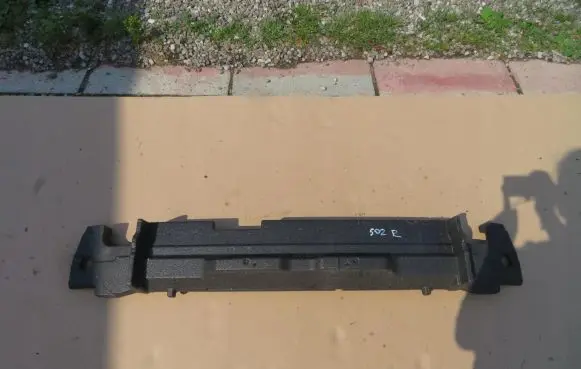 Front bumper foam support bar