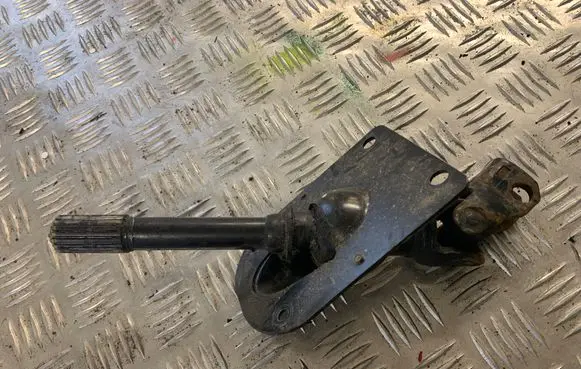 Mercedes-Benz Sprinter W906 Steering column universal joint