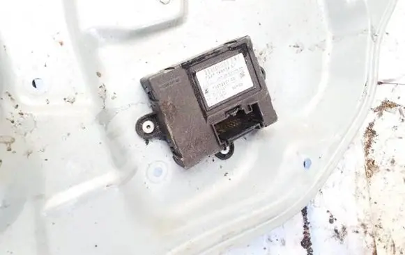 Volvo S80 Door control unit/module 7g9t14b534af 1001220100