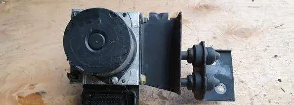 Skoda Fabia Mk2 (5J) ABS Pump 6RO907379J