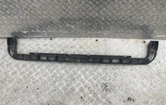 Volkswagen PASSAT B6 Front bumper mounting bracket 3c5807863