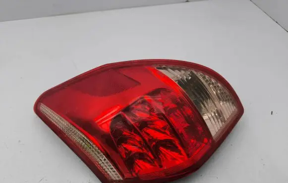 Toyota RAV 4 (XA30) Rear/tail lights