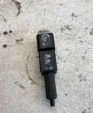 Mitsubishi Grandis Brake pedal sensor switch