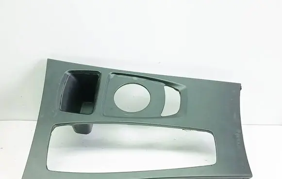 BMW X5 E70 Gear shifter surround trim plastic 6954947 773201 P0117852