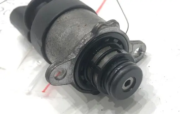 BMW X3 E83 Fuel pressure regulator 0928400691