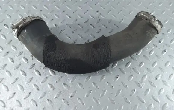Audi A8 S8 D4 4H Intercooler hose/pipe 4H0145709S
