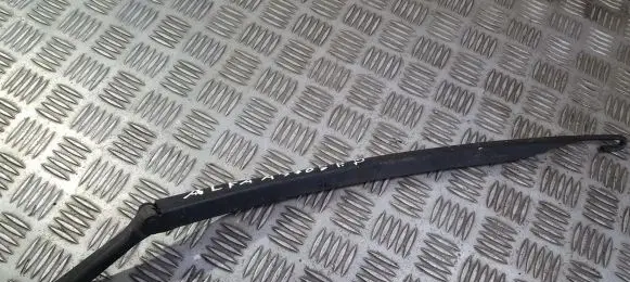 Alfa Romeo 147 Front wiper blade arm 44673403