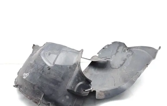 Land Rover Discovery 4 - LR4 Front wheel arch liner splash guards BJ3216A579AB