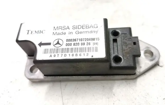 Mercedes-Benz E W210 Airbag deployment crash/impact sensor 0008209926