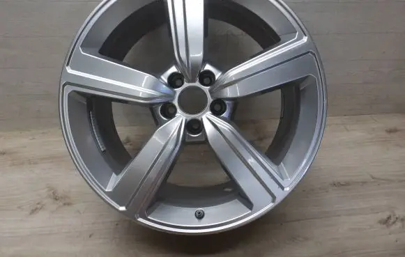 R20 alloy rim