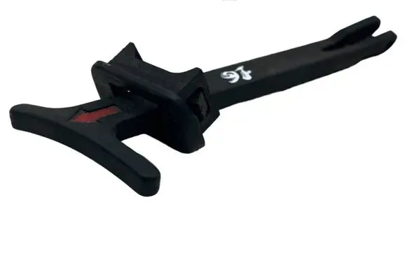 Volkswagen Bora Engine bonnet (hood) release handle 1J5823593C