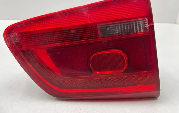 Volkswagen Touran II Tailgate rear/tail lights 1T0945093 813010