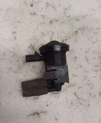 Chrysler Town & Country IV Turbo solenoid valve 04669569