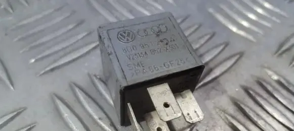 Audi A4 S4 B6 8E 8H Other relay 8D0951253A V23134-B52-X301