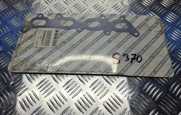 Fiat Grande Punto Engine compartment rubber 46526271