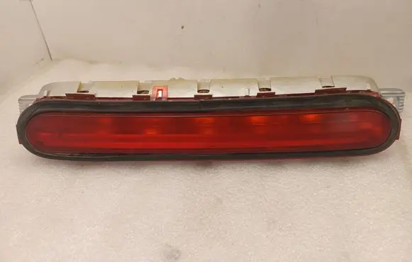 Toyota Corolla Verso AR10 Third/center stoplight 815700F011 815700F010