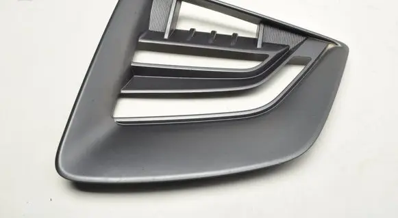 Hyundai Ioniq Front fog light trim/grill 86563-G2550
