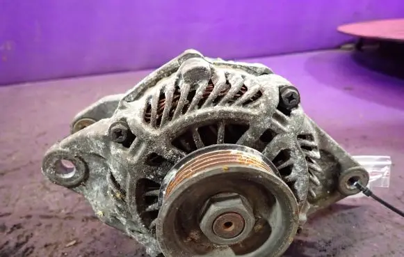 Mitsubishi Colt Generator/alternator A2TG0091AE