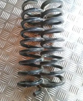 Mercedes-Benz C W202 Rear coil spring
