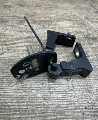 Audi A7 S7 4G Rear door hinge set 4H0831402