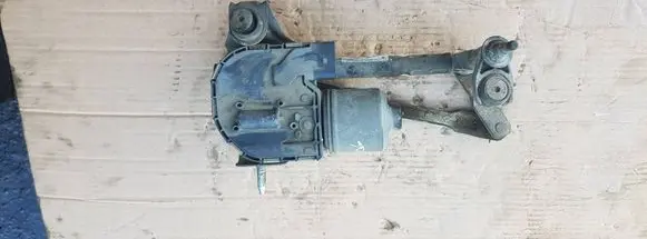Seat Altea Front wiper linkage and motor 5P0955120A