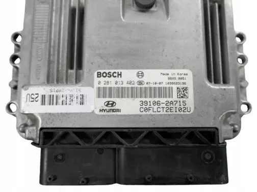 Hyundai i30 Engine control unit/module 0281013402