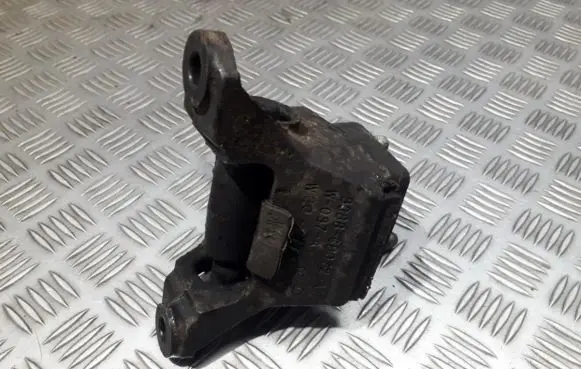 Ford Mondeo MK II Engine mount bracket 93bb6p072ah 93bb-6p072-ah