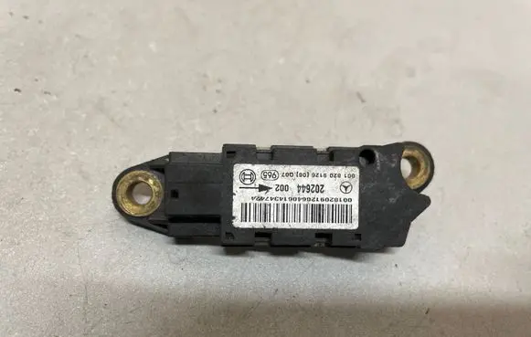 Mercedes-Benz C W203 Airbag deployment crash/impact sensor 0018209126