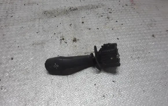 BMW 5 E39 Indicator stalk