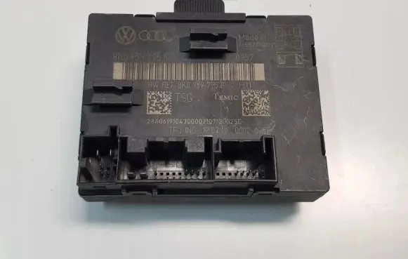 Volkswagen Polo IV 9N3 Trunk lid opening control unit 