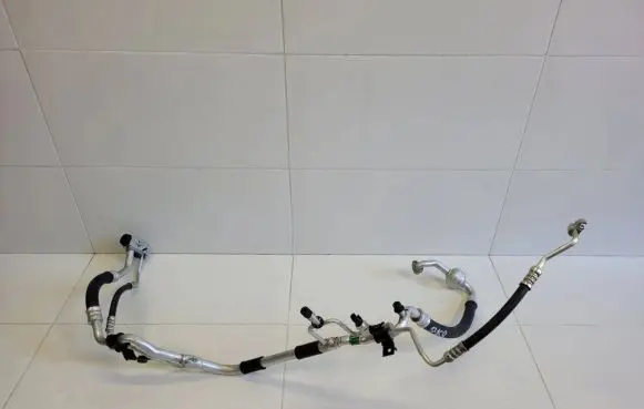KIA Sportage Air conditioning (A/C) pipe/hose 97775-F1690