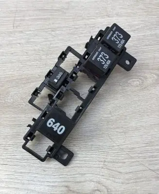 Audi A4 S4 B7 8E 8H Fuse box set 8E0937503