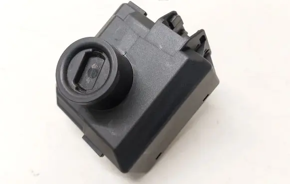 Mercedes-Benz CLA C117 X117 W117 Ignition lock A2469055801