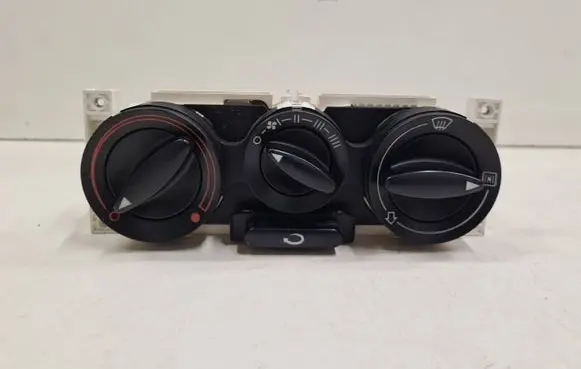 Audi A3 S3 8L Climate control unit 8L0819045A