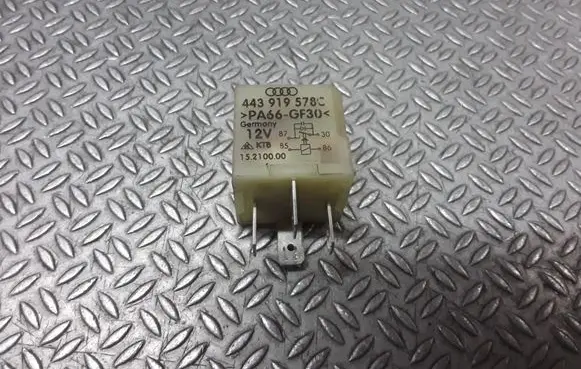 Audi A8 S8 D2 4D Other relay 443919578C