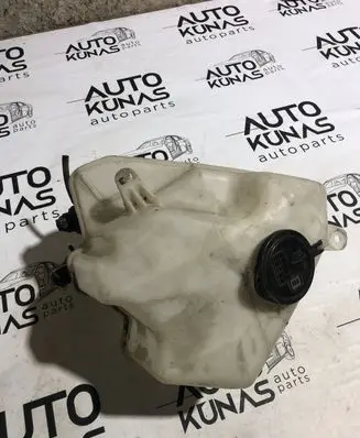 Toyota Prius (XW20) Windshield washer fluid reservoir/tank 060851145