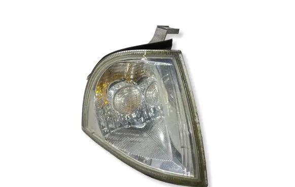 Skoda Octavia Mk1 (1U) Front indicator light 18A207