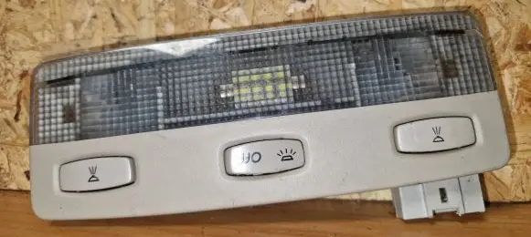 Renault Laguna II Front seat light 8200003037