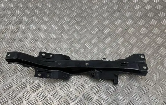 Nissan Leaf II (ZE1) Radiator support slam panel bracket 