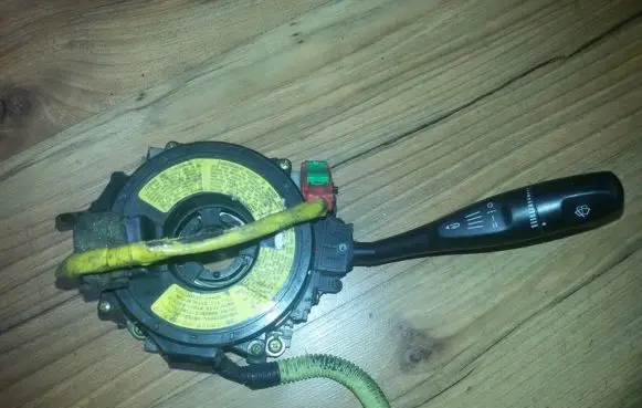 Mitsubishi Space Wagon Airbag slip ring squib (SRS ring)