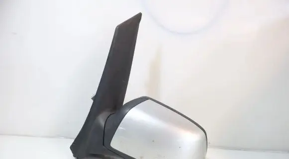 Front door electric wing mirror