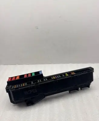 BMW 5 E60 E61 Fuse module 6957330
