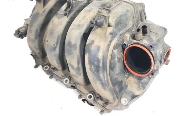 Volkswagen Jetta V Intake manifold 03C129711F