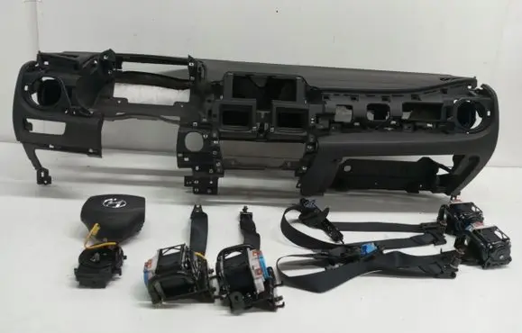 Hyundai H-1, Starex, Satellite Radio/GPS head unit trim 