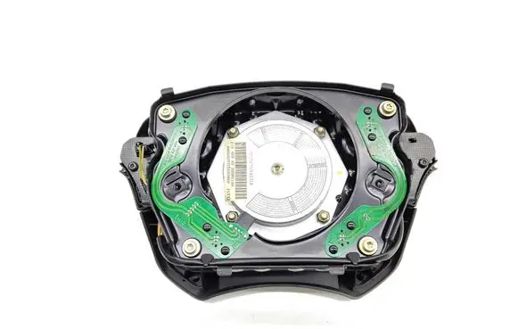 Mercedes-Benz E W210 Steering wheel airbag 2104600398 YP2MXV1AE0A