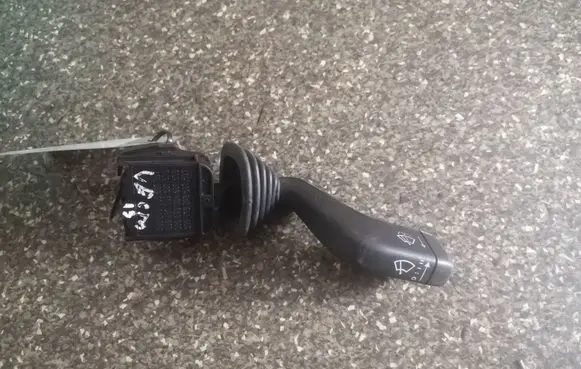 Opel Zafira A Wiper control stalk 090243395