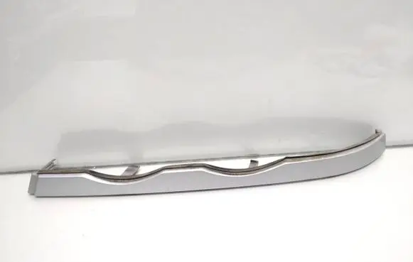 Under headlight/headlamp trim