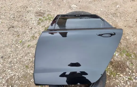 Rear door