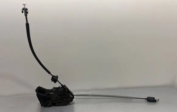 Seat Arona Rear door lock A5E5TA839015 45830180
